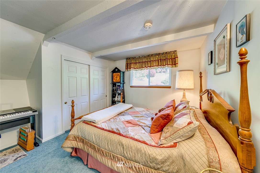 37820 Buck Road Northeast Hansville, WA 98340 - Photo 16 of 25 Gallery Image 16