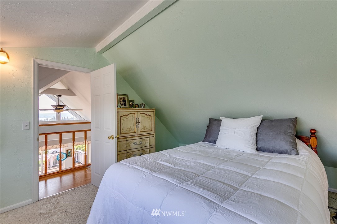 37820 Buck Road Northeast Hansville, WA 98340 - Photo 21 of 25 Gallery Image 21