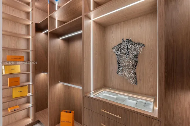 $5,975,000 | 4910 Northeast 27th Avenue, Lighthouse Point, FL 33064