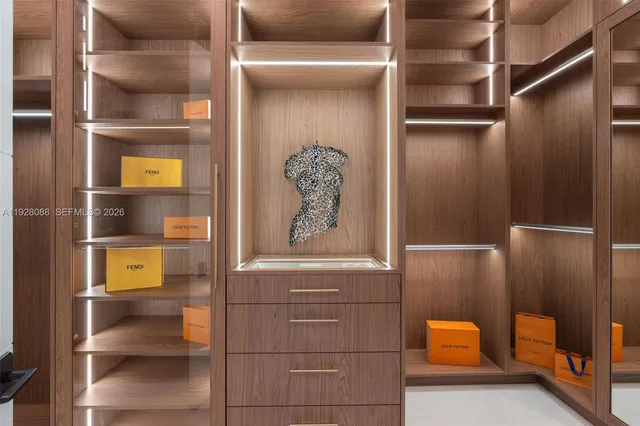 $5,975,000 | 4910 Northeast 27th Avenue, Lighthouse Point, FL 33064