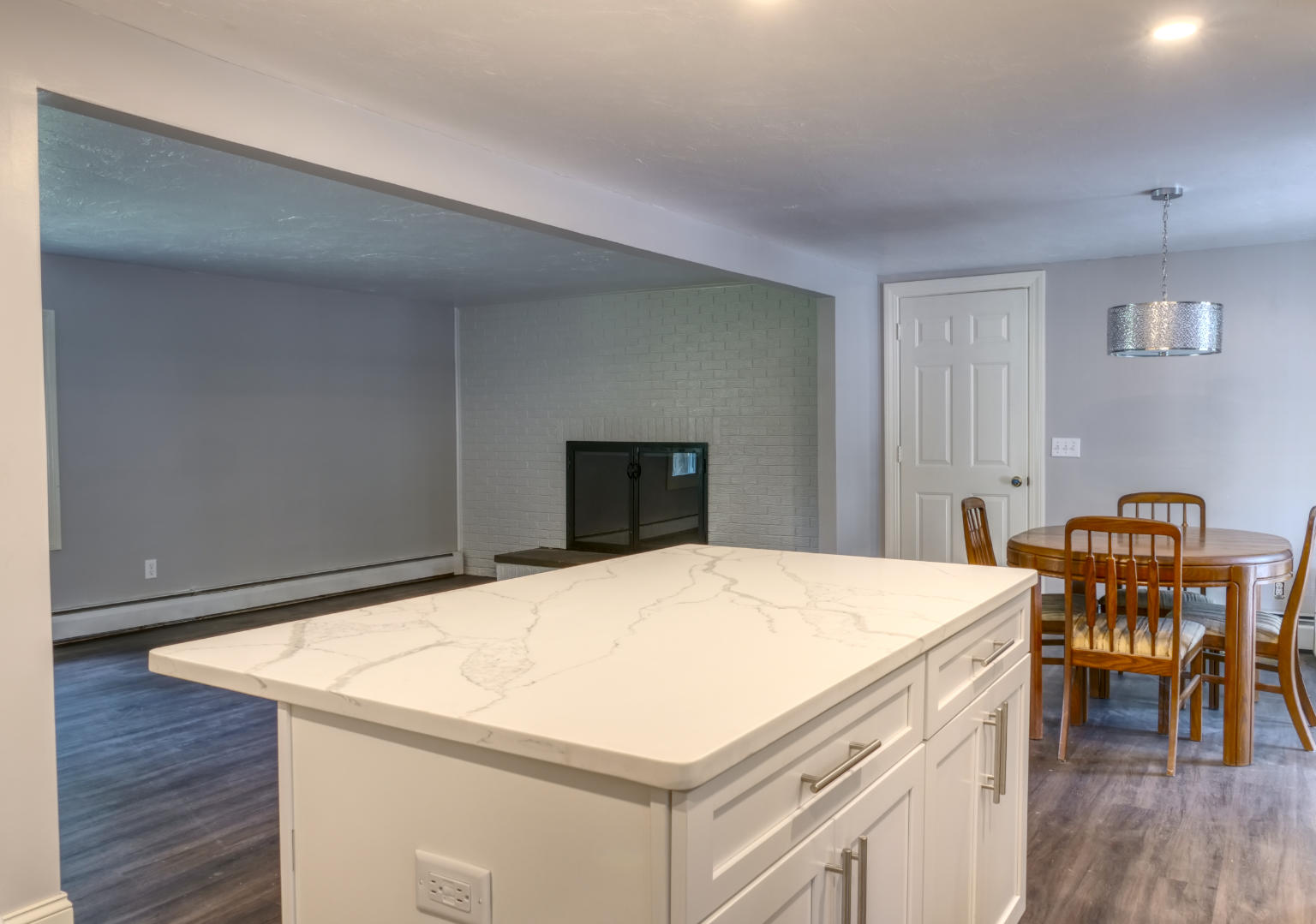 329 Old Craigville Road Centerville, MA 02632 - Photo 9 of 15 9
