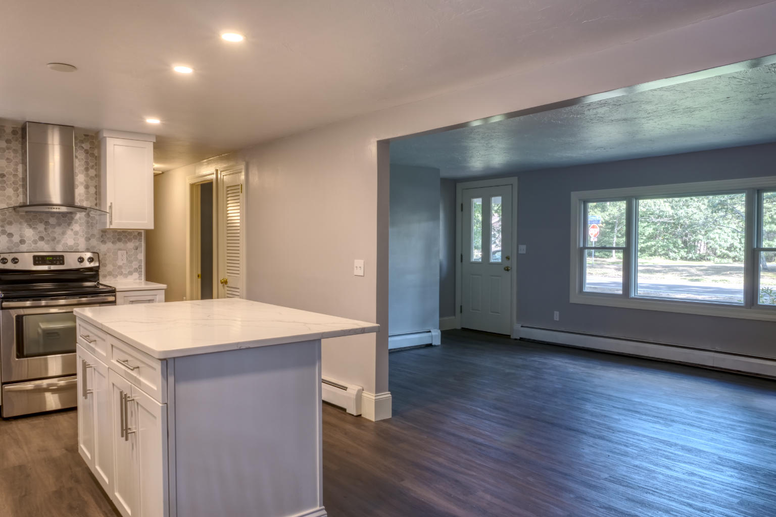 329 Old Craigville Road Centerville, MA 02632 - Photo 10 of 15 Living Room