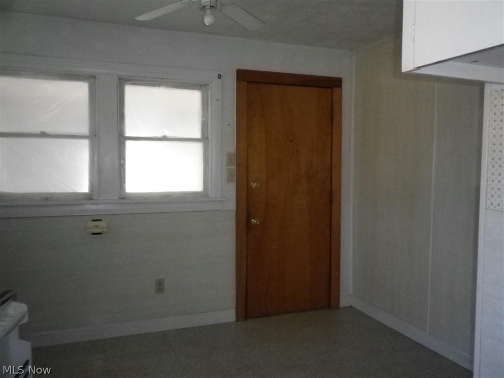 635 Darrow Road Akron, OH 44305 - Photo 8 of 18