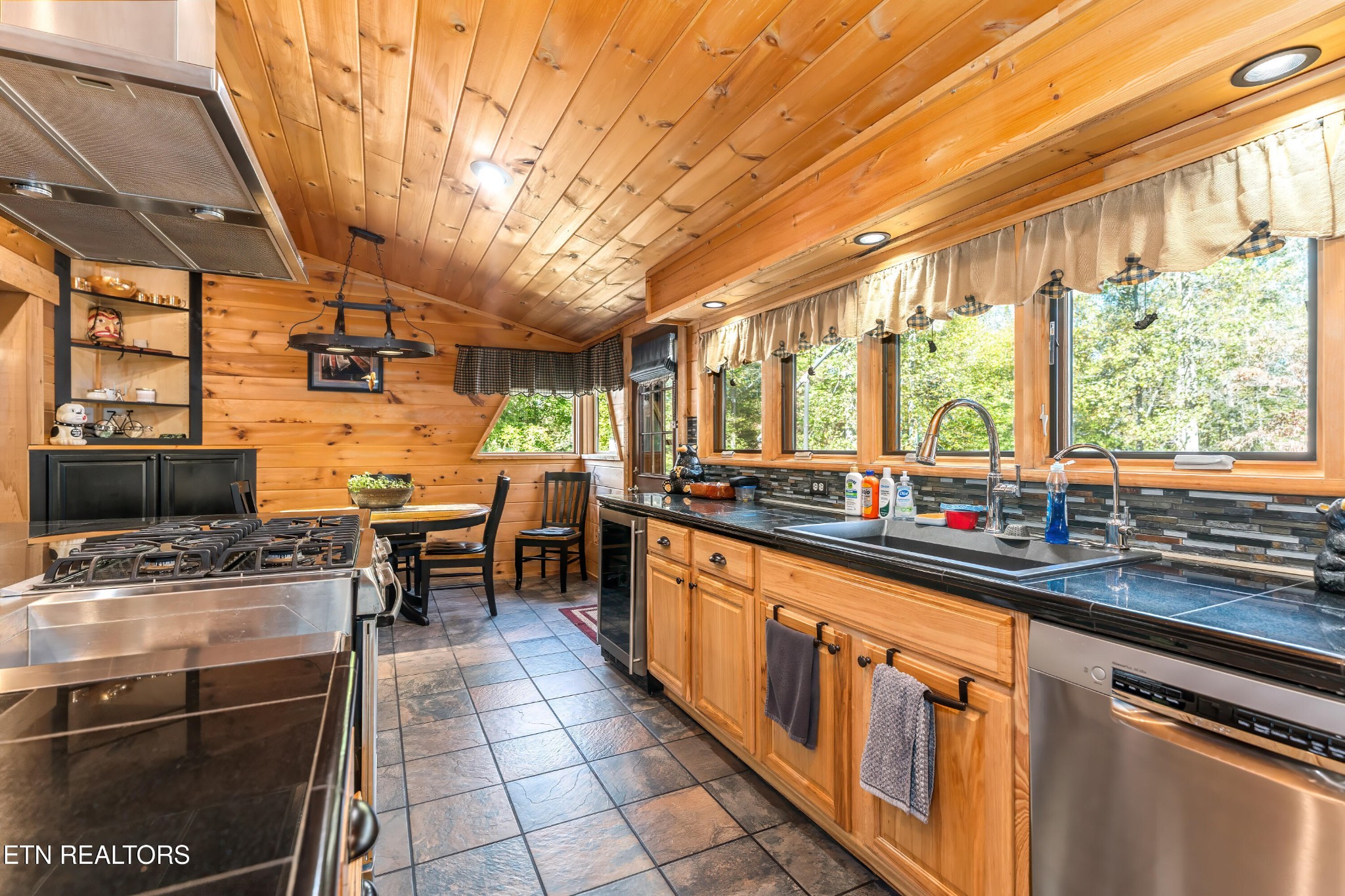 7217 Old Tuckaleechee Road Townsend, TN 37882 - Photo 14 of 51 Gallery Image 14