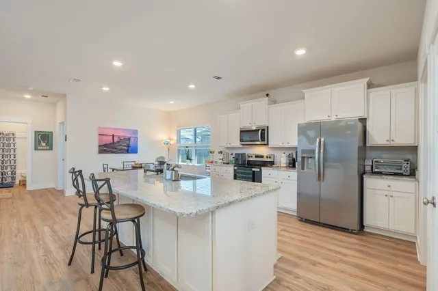 $480,000 | 6340 Forest Bay Avenue, Gulf Breeze, FL 32563