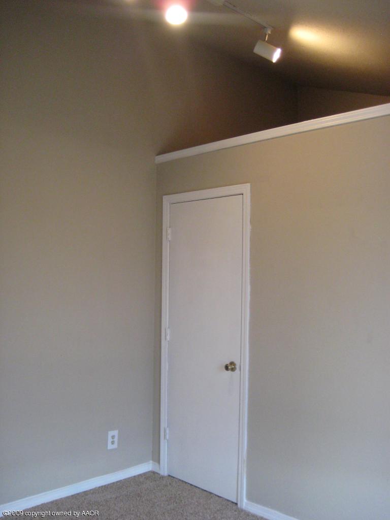 5214 Royce Drive Amarillo, TX 79110 - Photo 5 of 13 4th Bedroom or Office