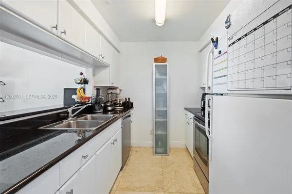 $460,000 | 2475 Brickell Avenue, Unit 1805, Miami, FL 33129