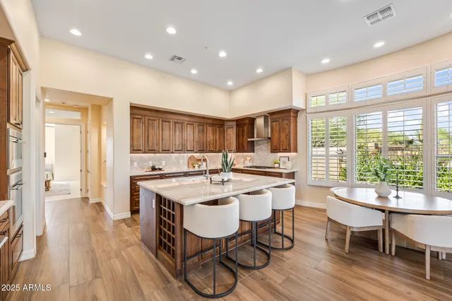 $1,799,999 | 30989 North 77th Way, Scottsdale, AZ 85266