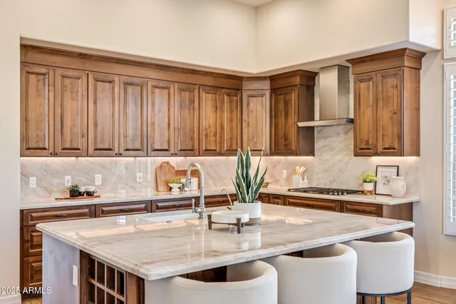 $1,799,999 | 30989 North 77th Way, Scottsdale, AZ 85266