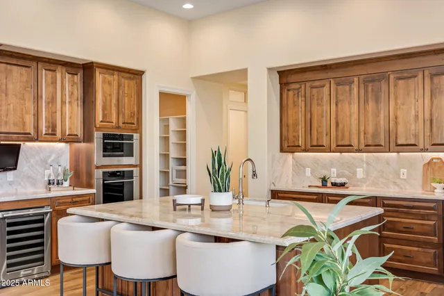 $1,799,999 | 30989 North 77th Way, Scottsdale, AZ 85266