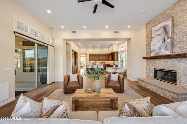 $1,799,999 | 30989 North 77th Way, Scottsdale, AZ 85266