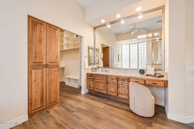 $1,799,999 | 30989 North 77th Way, Scottsdale, AZ 85266