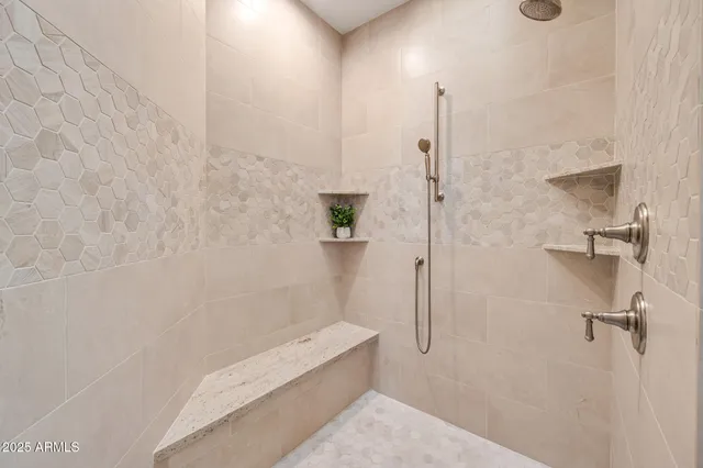 $1,799,999 | 30989 North 77th Way, Scottsdale, AZ 85266