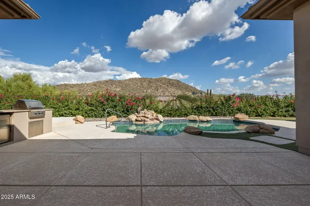 $1,799,999 | 30989 North 77th Way, Scottsdale, AZ 85266