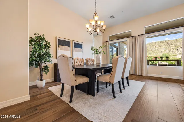 $1,799,999 | 30989 North 77th Way, Scottsdale, AZ 85266