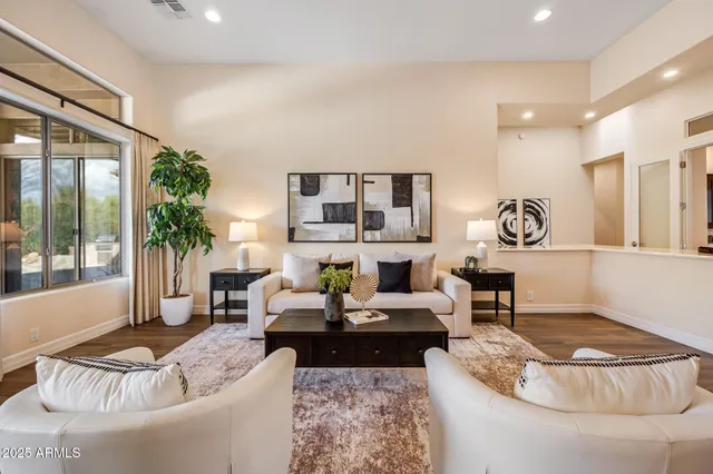 $1,799,999 | 30989 North 77th Way, Scottsdale, AZ 85266