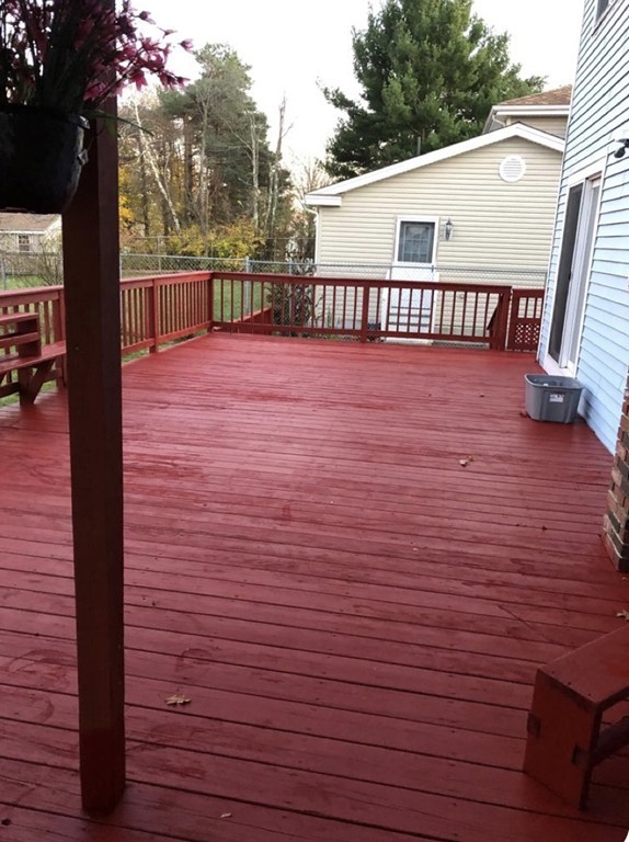 167 Wedgewood Road Worcester, MA 01602 - Photo 24 of 26 Gallery Image 24