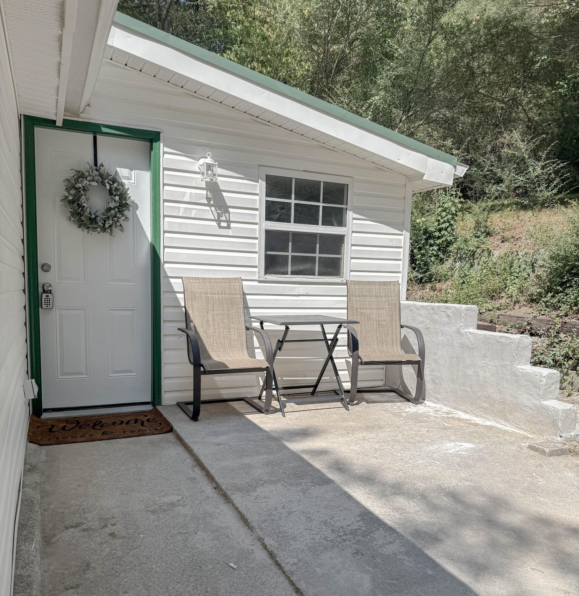 1283 Johnson Road Chickamauga, GA 30707 - Photo 8 of 24 Photo Sep 19 2025, 1 17 15 PM