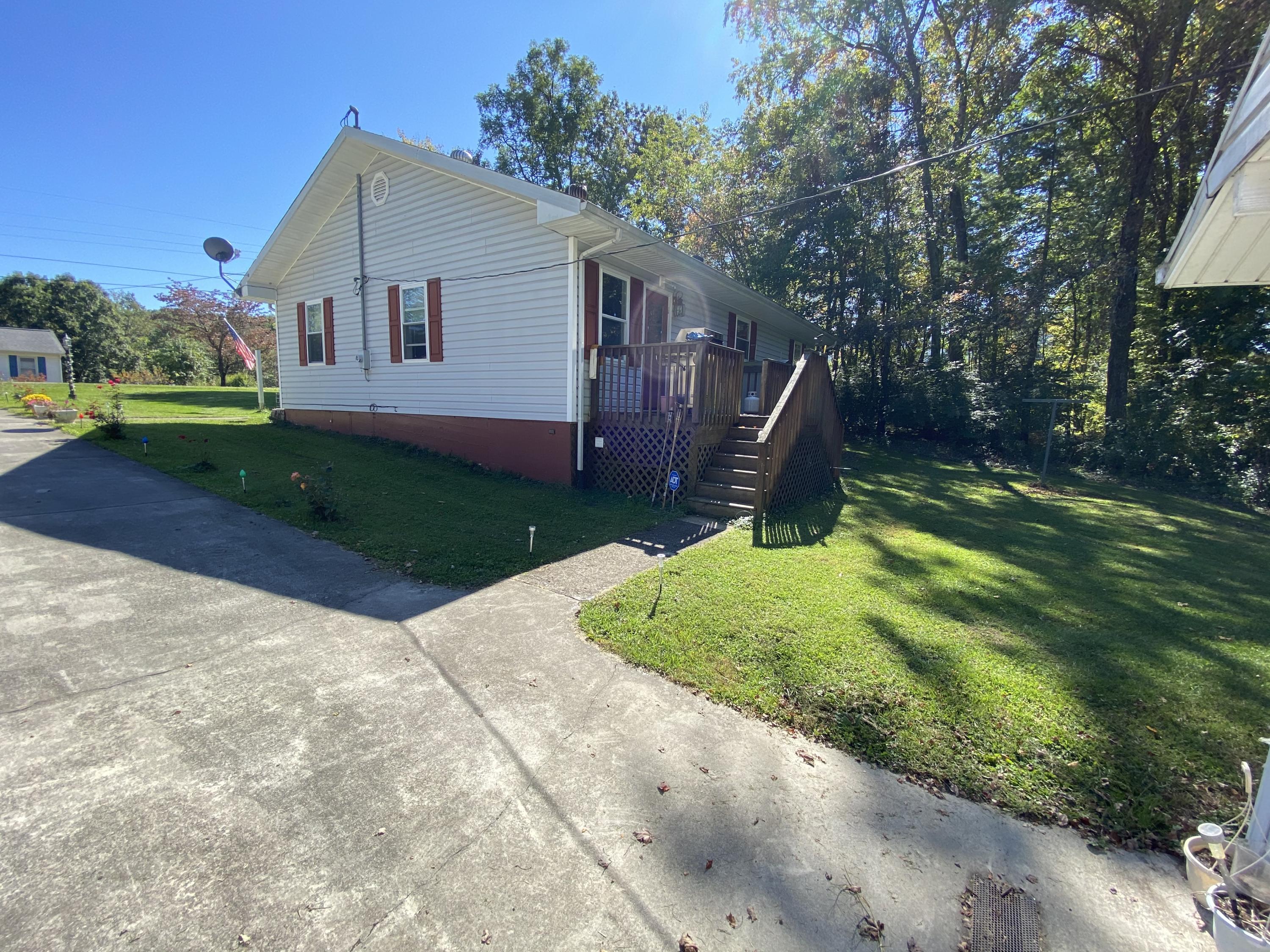 3972 Ridge Drive Salem, VA 24153 - Photo 17 of 24 IMG_4653