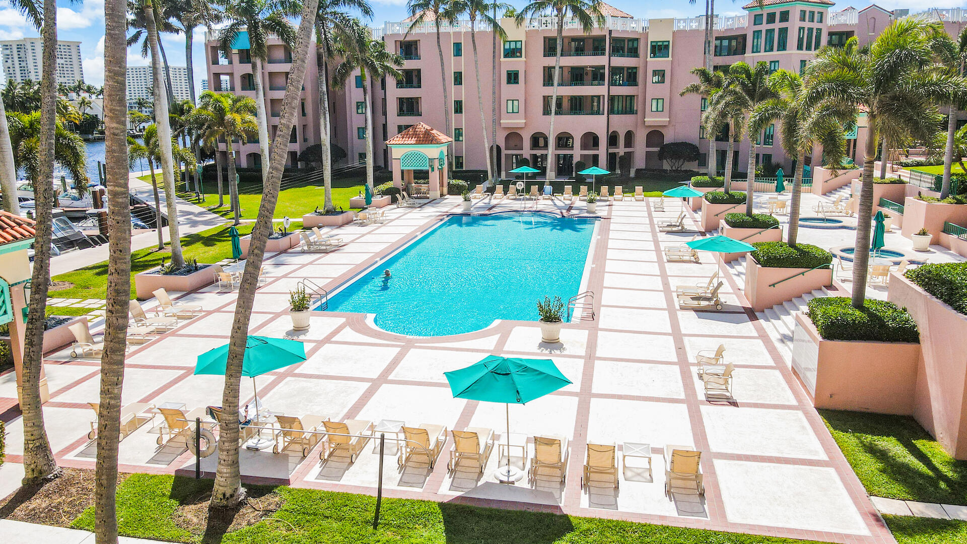 100 Southeast 5th Avenue, Unit 305 Boca Raton, FL 33432 - Photo 8 of 69 BRS 12