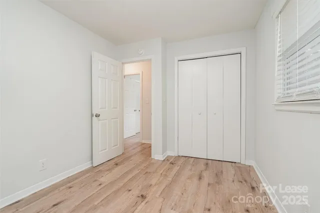 $1,095 | 602 Camrose Drive, Charlotte, NC 28215