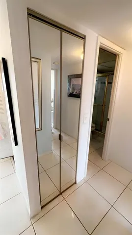 $75,000 | 10466 Sunrise Lakes Boulevard, Unit 307, Sunrise, FL 33322