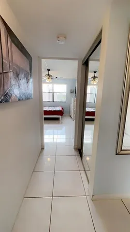 $75,000 | 10466 Sunrise Lakes Boulevard, Unit 307, Sunrise, FL 33322