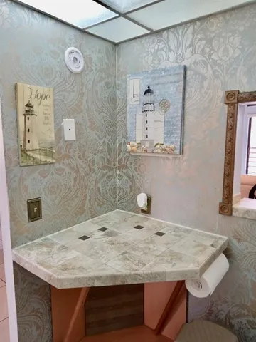 $75,000 | 10466 Sunrise Lakes Boulevard, Unit 307, Sunrise, FL 33322