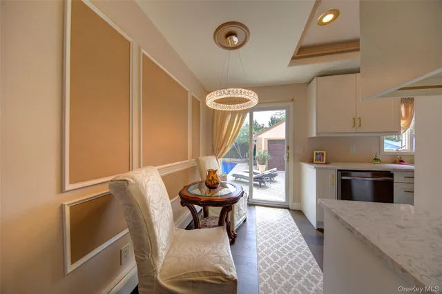 $1,299,000 | 997 Glen Drive, Franklin Square, NY 11010