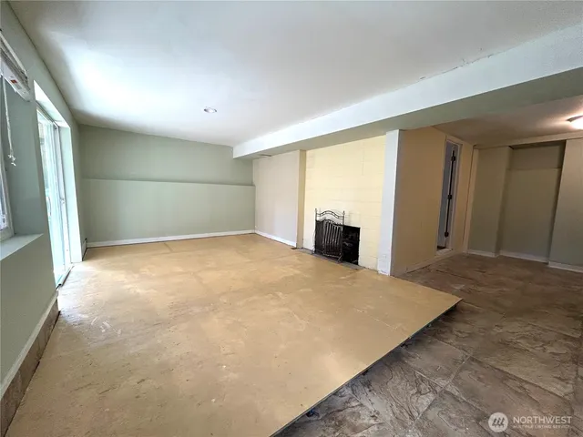 $2,300,000 | 10231 Northeast 24th Street, Bellevue, WA 98004