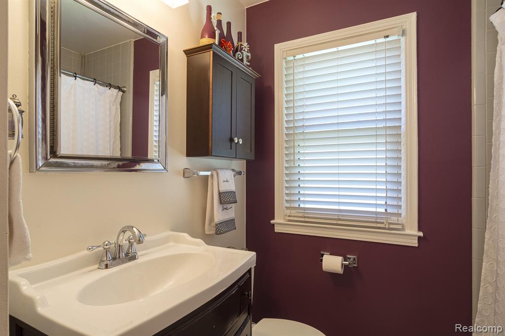 317 Drace Street Rochester, MI 48307 - Photo 24 of 41