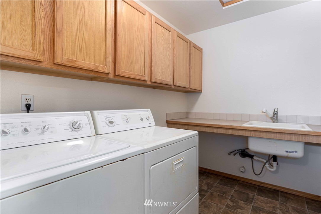19213 1st Avenue West Bothell, WA 98012 - Photo 11 of 19 Gallery Image 11