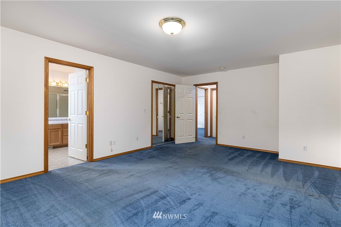 19213 1st Avenue West Bothell, WA 98012 - Photo 16 of 19 Gallery Image 16