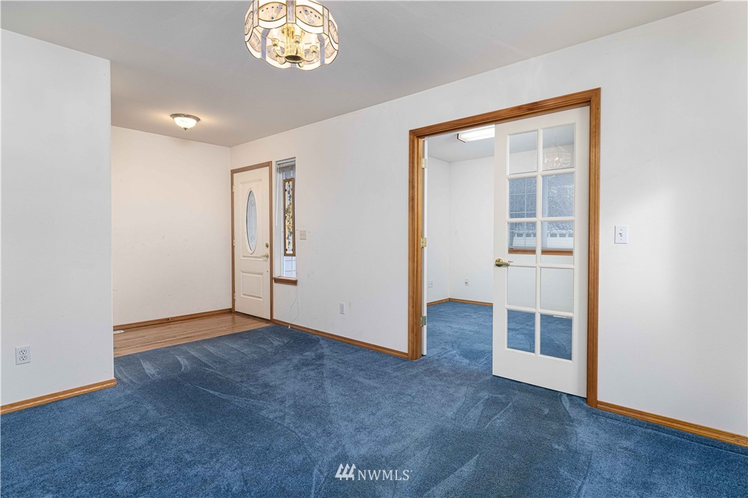19213 1st Avenue West Bothell, WA 98012 - Photo 10 of 19 Gallery Image 10