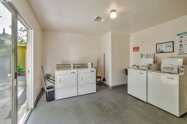 $399,950 | 1400 Golden Rain Road, Unit 3, Walnut Creek, CA 94595