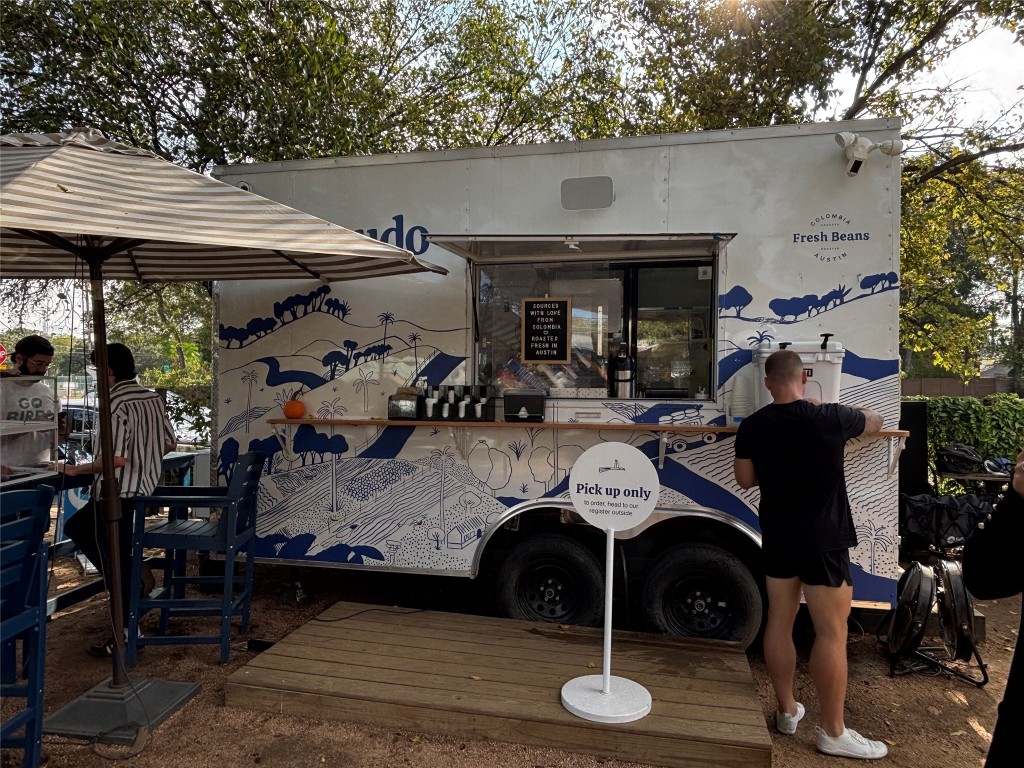 2307 Coronado Street Austin, TX 78702 - Photo 16 of 17 a view of outdoor space and patio