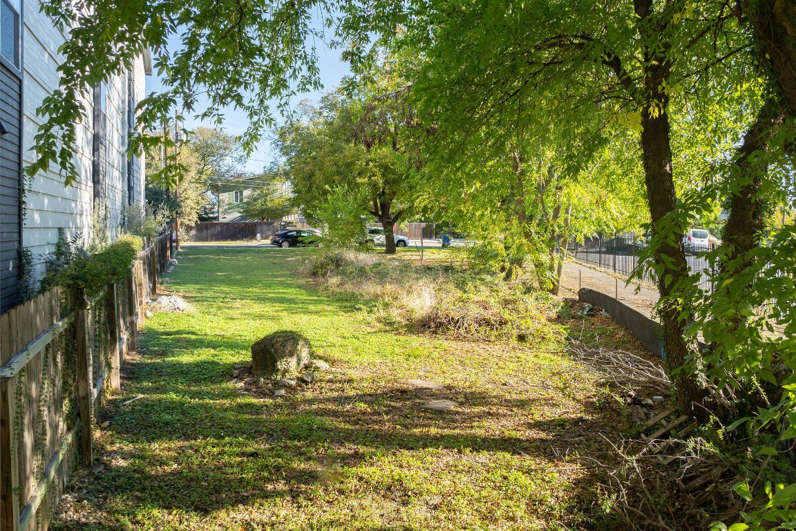 2307 Coronado Street Austin, TX 78702 - Photo 6 of 17 a view of a garden with an outdoor space