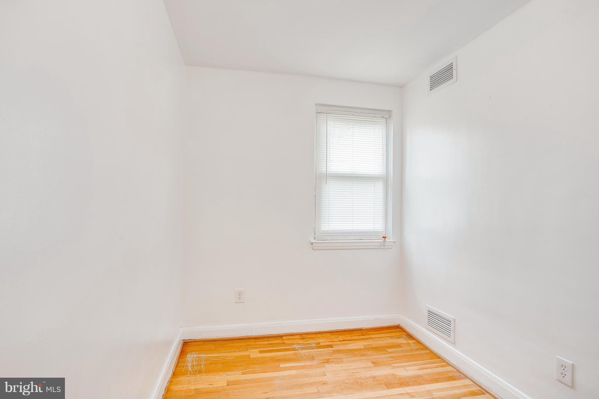 5914 Glennor Road Baltimore, MD 21239 - Photo 16 of 25 Bedroom