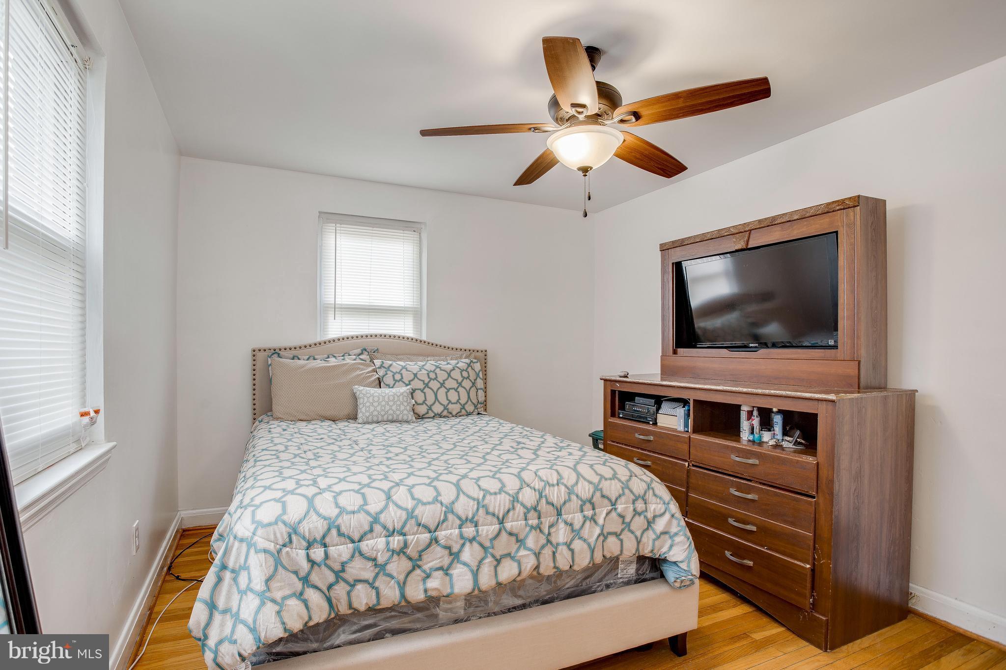 5914 Glennor Road Baltimore, MD 21239 - Photo 18 of 25 Bedroom