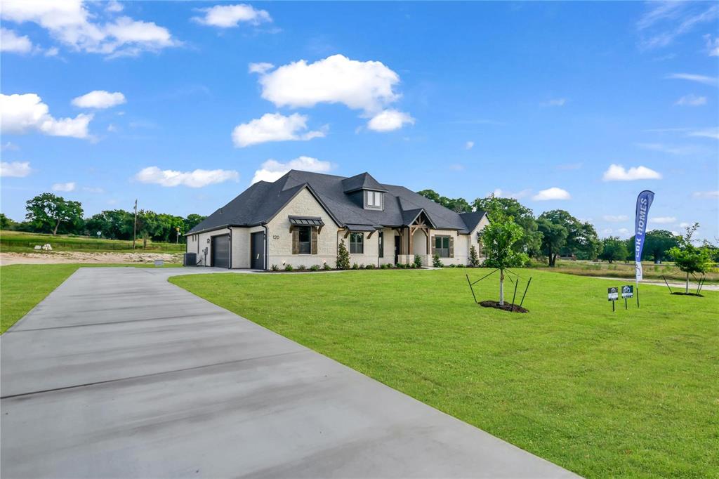 120 Daggett Drive Decatur, TX 76234 - Photo 8 of 39 Gallery Image 8
