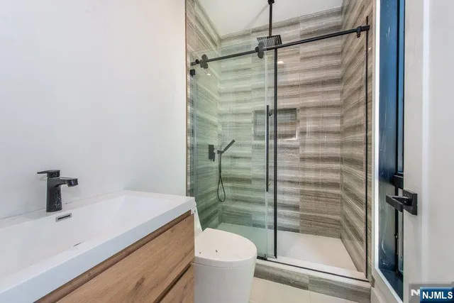 $1,874,000 | 43 Grove Street, Tenafly, NJ 07670