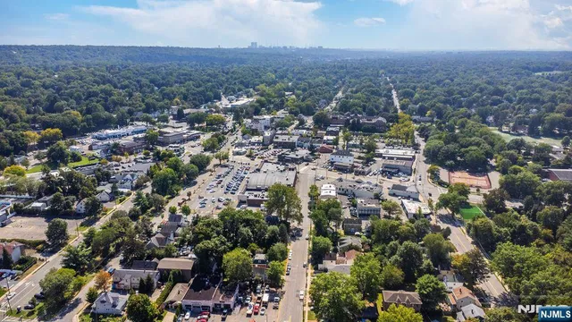 $1,874,000 | 43 Grove Street, Tenafly, NJ 07670