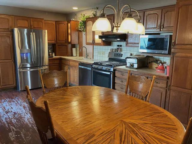 $249,000 | 651 West Forest Street, Edmore, MI 48829