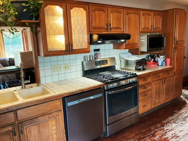 $249,000 | 651 West Forest Street, Edmore, MI 48829