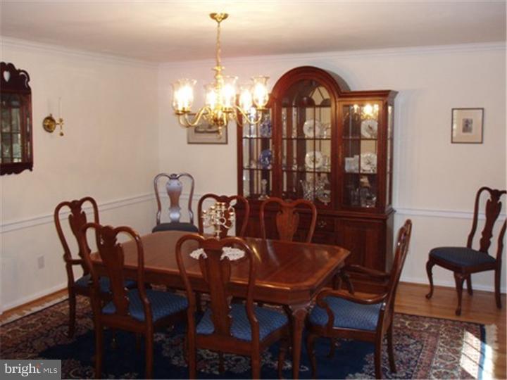 661 Weadley Road Radnor, PA 19087 - Photo 5 of 25 Dining Room