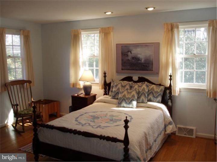 661 Weadley Road Radnor, PA 19087 - Photo 9 of 25 Bedroom 3