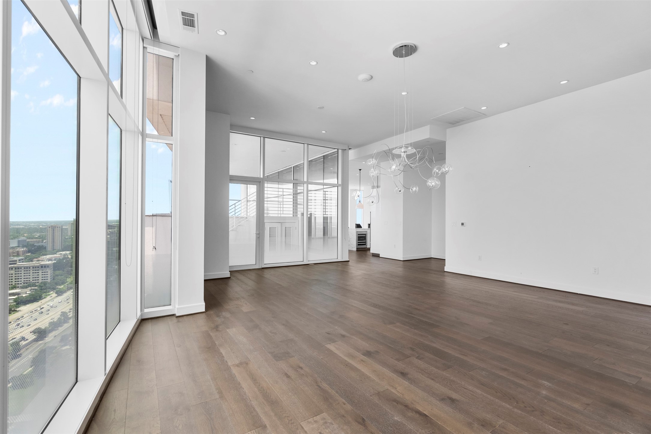 4521 San Felipe Street, Unit 3101 Houston, TX 77027 - Photo 16 of 39