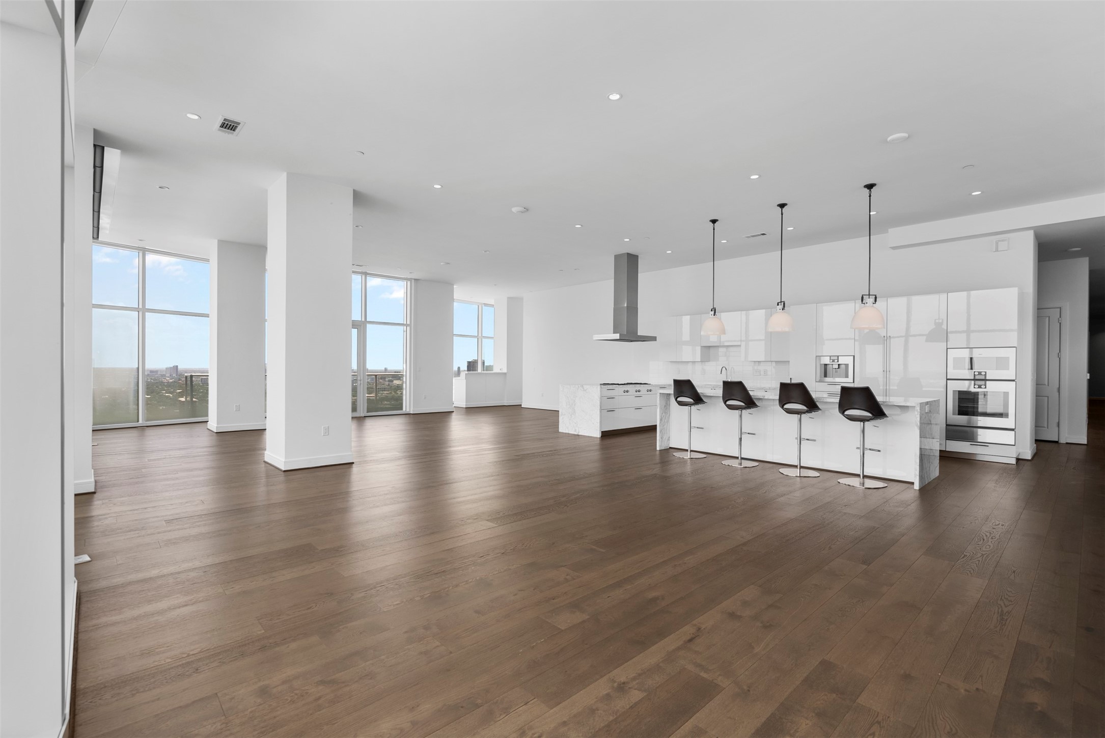 4521 San Felipe Street, Unit 3101 Houston, TX 77027 - Photo 2 of 39