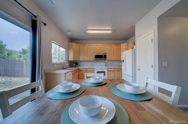 $2,200 | 5264 Mountain Air Circle, Colorado Springs, CO 80916