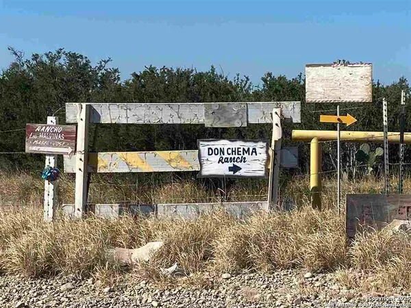 $32,500 | 1-acre Lot 137 Don Chema Road, Laredo, TX 78043